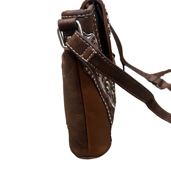 MONTANA WEST laser Cut-Out Buckle Brown Embossed Leather & Studs Concealed Carry - Picture 5 of 12